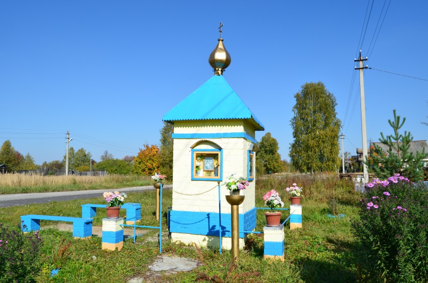 Неизвестная часовня, Ручкино (Камешковский район, Владимирская область). общий вид в ландшафте