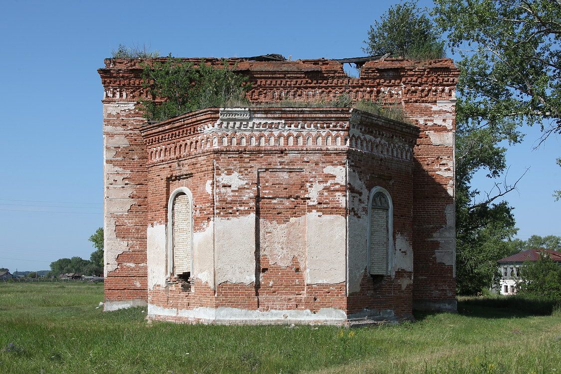 Юшково. Церковь Космы и Дамиана. фасады, Вид со стороны апсиды