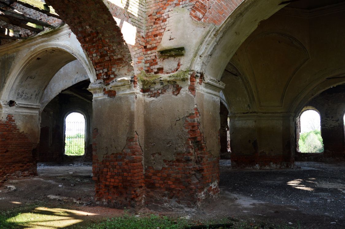 Церковь Космы и Дамиана, Головинщино (Лев-Толстовский район, Липецкая область). интерьер и убранство