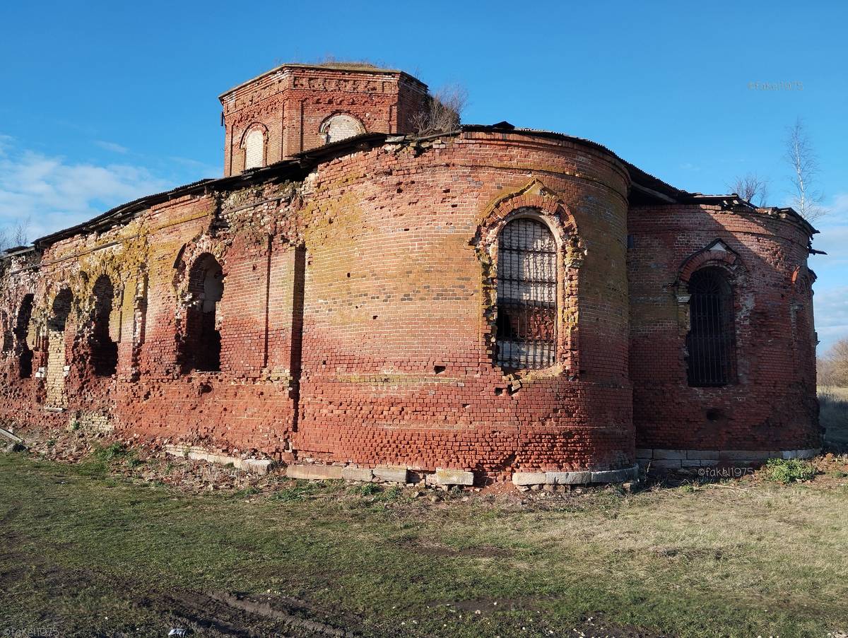 фасады. Церковь Космы и Дамиана, Головинщино (Лев-Толстовский район, Липецкая область)