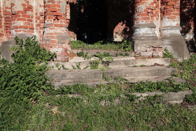 Караш. Церковь Благовещения Пресвятой Богородицы. архитектурные детали