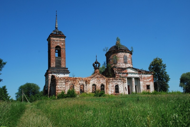 Церковь Параскевы Пятницы, Невадьево (Вачский район, Нижегородская область). общий вид в ландшафте