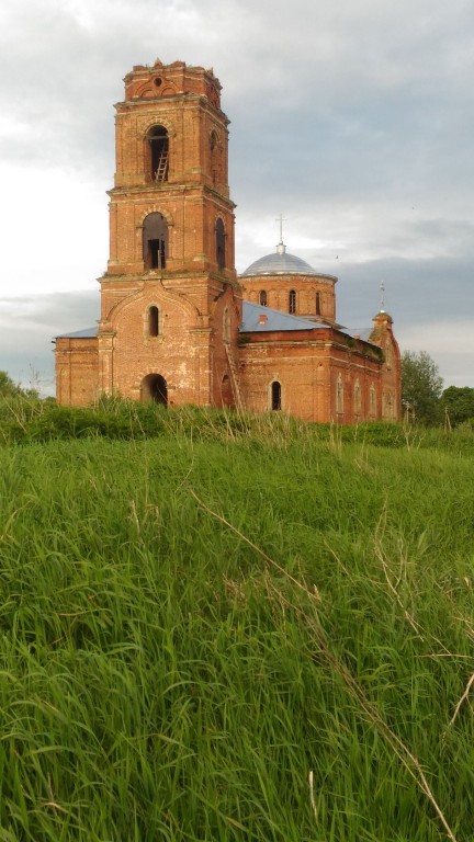 Церковь Михаила Архангела, Хованщино (Кимовский район, Тульская область). фасады, на реставрации
