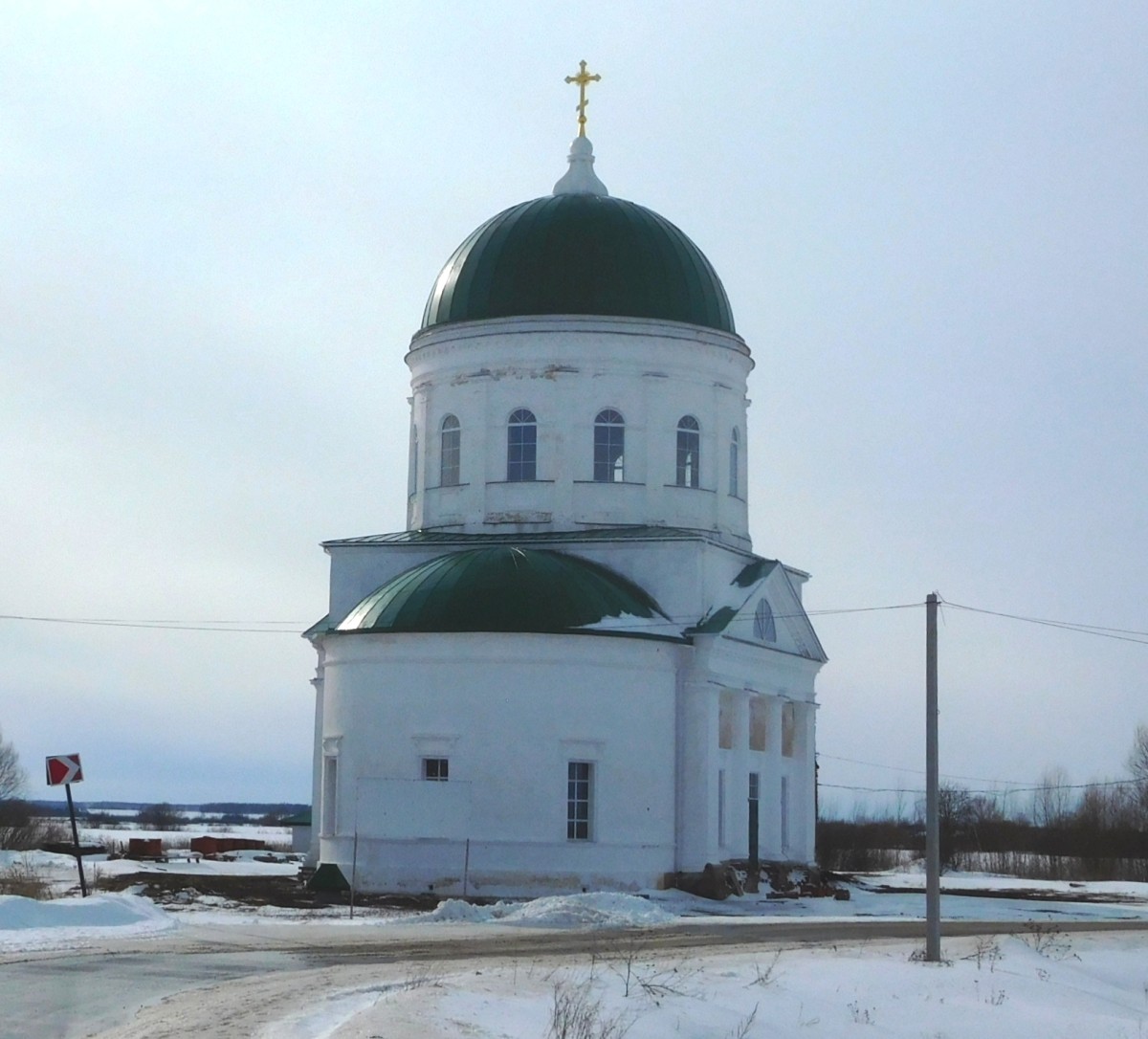 Церковь Троицы Живоначальной, Семёново (Арзамасский район и г. Арзамас, Нижегородская область). фасады