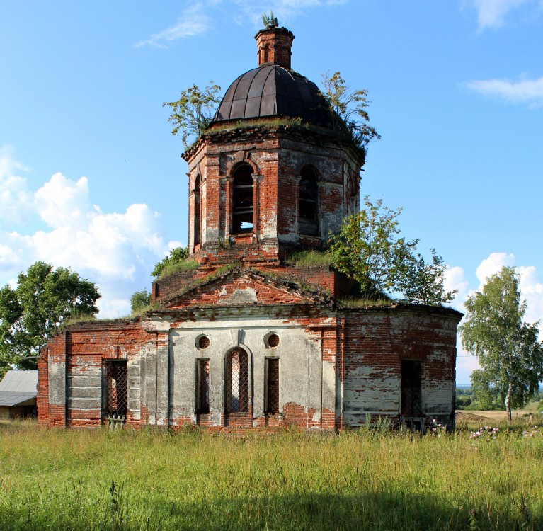 Церковь Успения Пресвятой Богородицы, Скнятиново (Угодичская с/а) (Ростовский район, Ярославская область). фасады