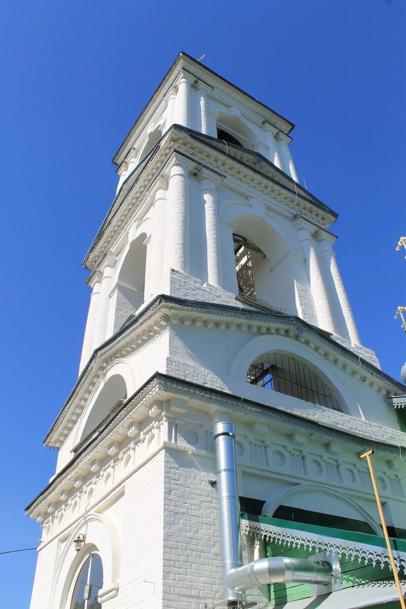 Церковь Троицы Живоначальной, Скоробогатово (Ковернинский район, Нижегородская область). архитектурные детали, Колокольня