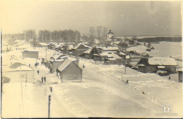 Хохлома. Церковь Рождества Пресвятой Богородицы. архивная фотография, Источник: https://www.facebook.com/olga.barykina.5?fref=gs&__tn__=%2CdlC-R-R&eid=ARBG5btZ9hRsC45lQyIQtB_jG3N-u4qxLaqsxJMxCTKQRcg-bvTyLMh290VMVyAUsmqBcYTjLzNvXmmj&hc_ref=ARQRQd-SVOe4Uz1gZBSzVosItKIcqwkUUEaJLU_QAQ523ZeODKtUvKtthQPG27khGrA&dti=113558052098814&hc_location=group_dialog