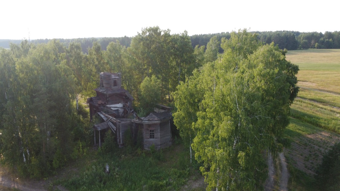 Церковь Иоанна Богослова, Марково (Ковернинский район, Нижегородская область). общий вид в ландшафте