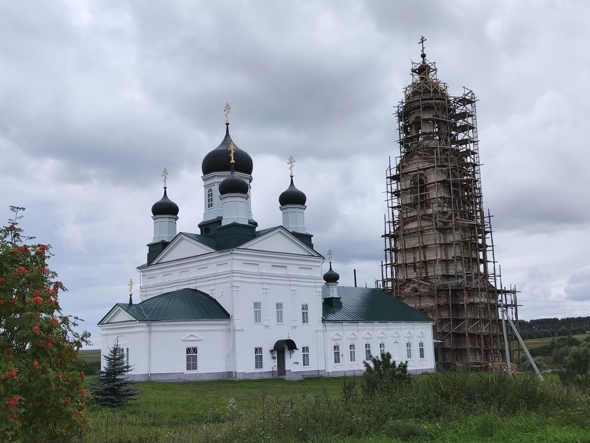 Церковь Спаса Всемилостивого, Нуча (Ардатовский район, Нижегородская область). фасады