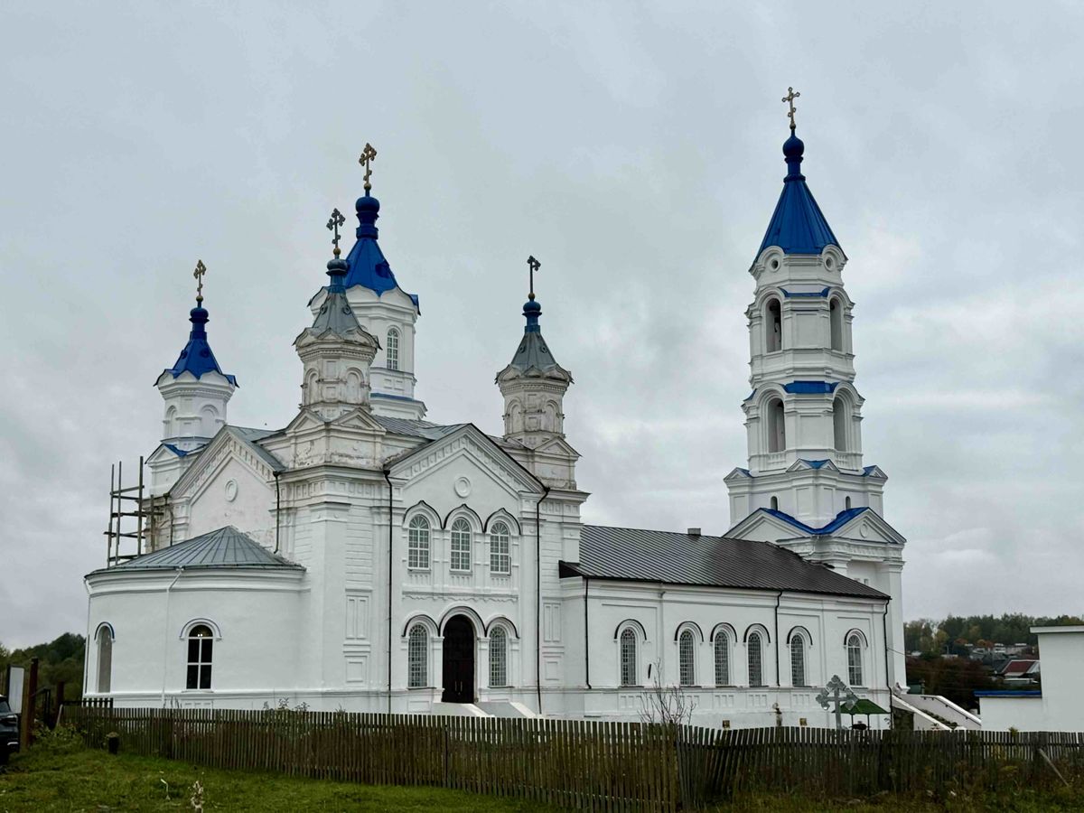 Церковь Покрова Пресвятой Богородицы, Кремёнки (Дивеевский район, Нижегородская область). фасады
