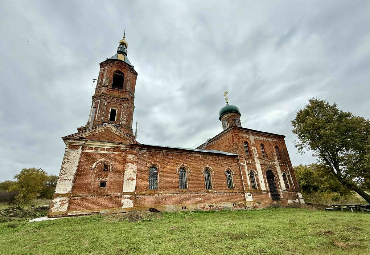 Церковь Троицы Живоначальной, Смолино, урочище (Дивеевский район, Нижегородская область). фасады
