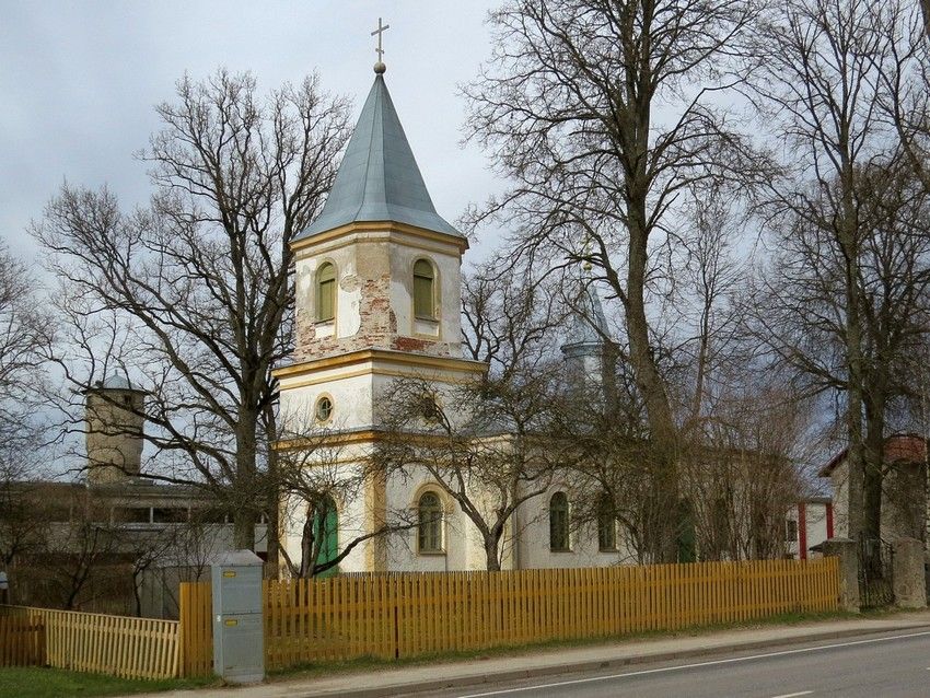 Каркси-Нуйя (Karksi-Nuia). Церковь Алексия, митрополита Московского. фасады