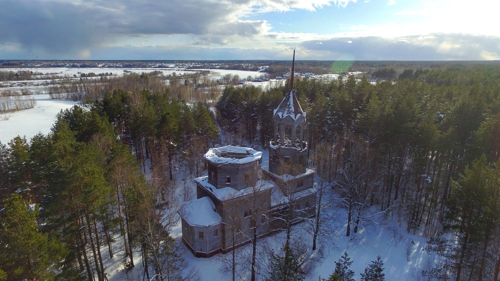 Никольский Погост (Велико-Никольское). Церковь Рождества Иоанна Предтечи. общий вид в ландшафте