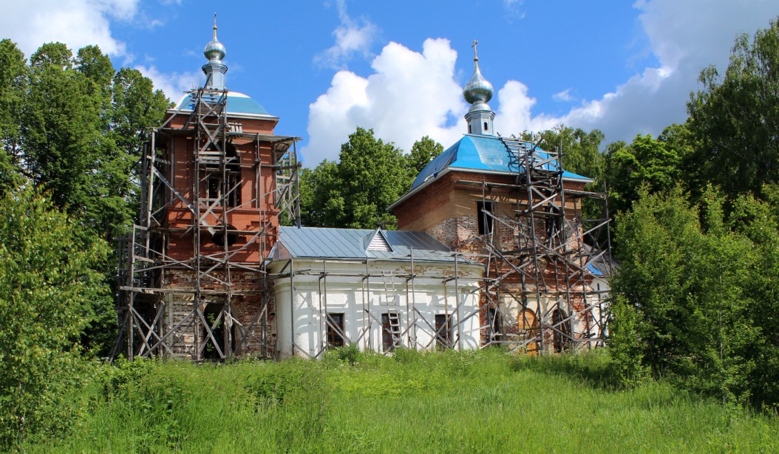 Церковь Сретения Господня, Рогозинино (Переславский район и г. Переславль-Залесский, Ярославская область). фасады
