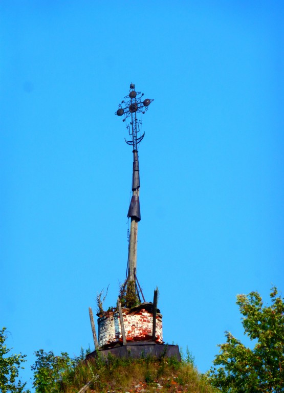 Церковь Трех Святителей, Голоперово (Переславский район и г. Переславль-Залесский, Ярославская область). архитектурные детали