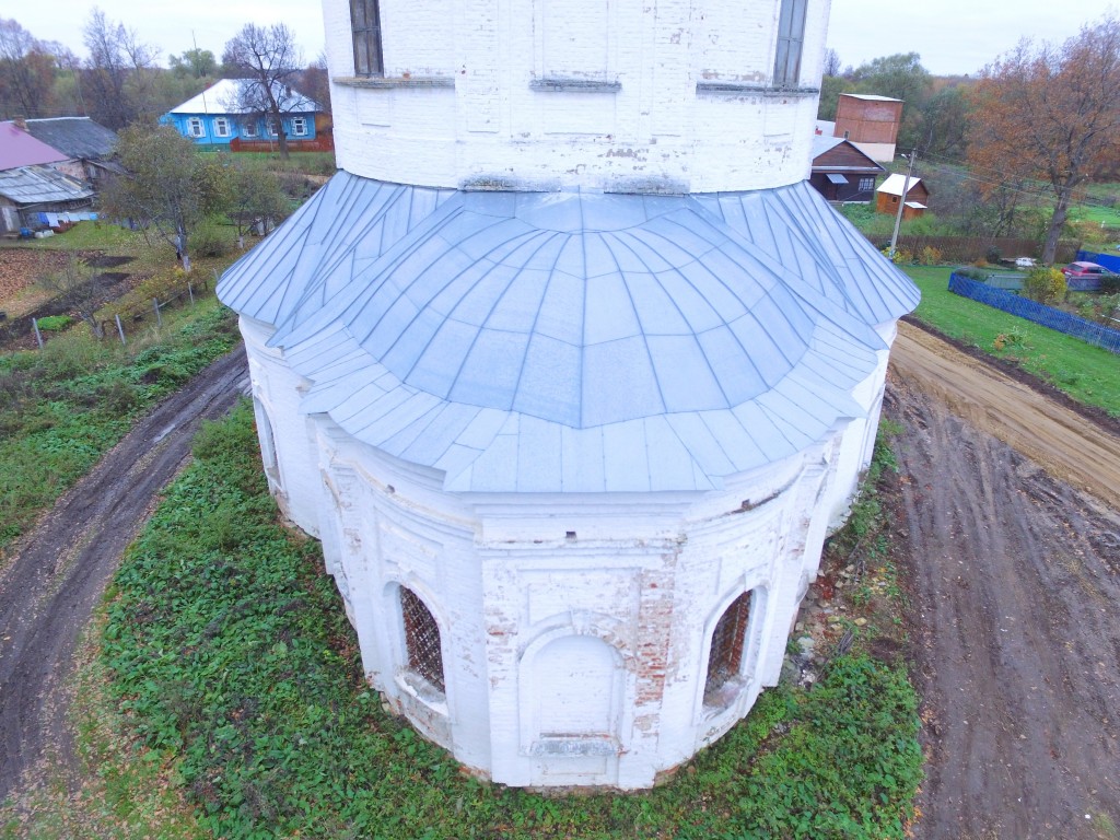 Церковь Рождества Христова, Гагаринская Новосёлка (Переславский район и г. Переславль-Залесский, Ярославская область). архитектурные детали, Апсида храма, фото с квадрокоптера