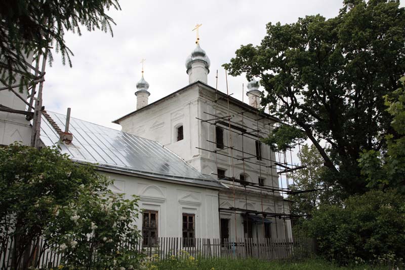 Церковь Покрова Пресвятой Богородицы, Поклоны, урочище (Поклонная гора) (Ростовский район, Ярославская область). фасады