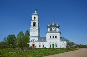 Деревни. Церковь Василия Великого