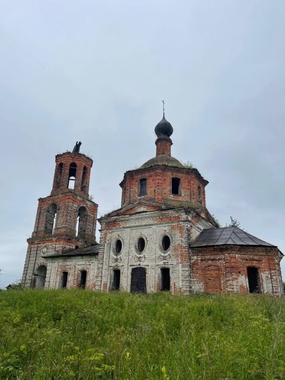Церковь Иоанна Богослова, Подлесново (Ростовский район, Ярославская область). фасады
