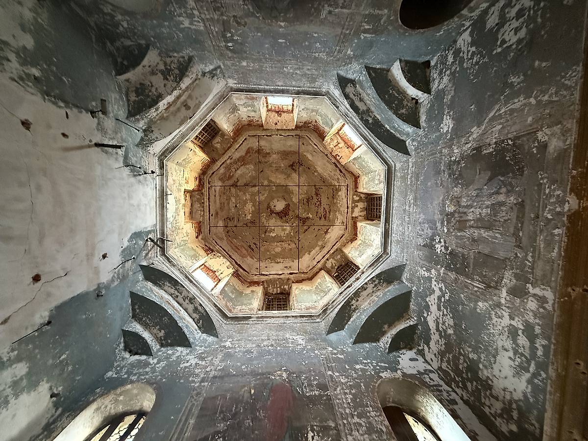 Подкупольное пространство основного объема, интерьер и убранство. Церковь Иоанна Богослова, Подлесново (Ростовский район, Ярославская область)