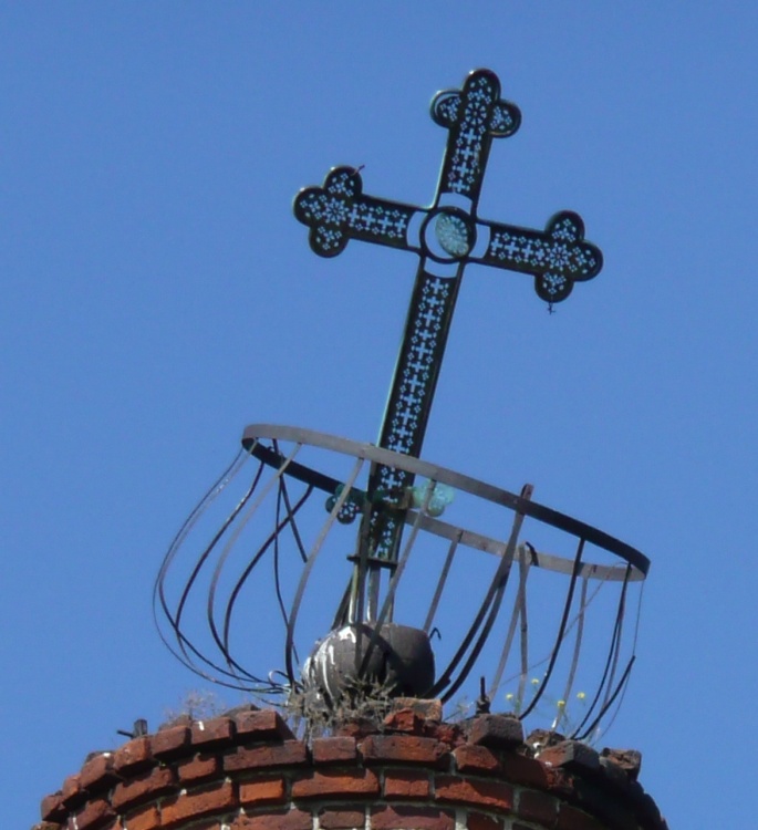 Яблонево. Церковь Троицы Живоначальной. дополнительная информация, Крест на куполе