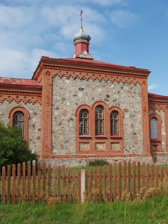 Церковь Рождества Христова, Колка (Талсинский край, Латвия). архитектурные детали