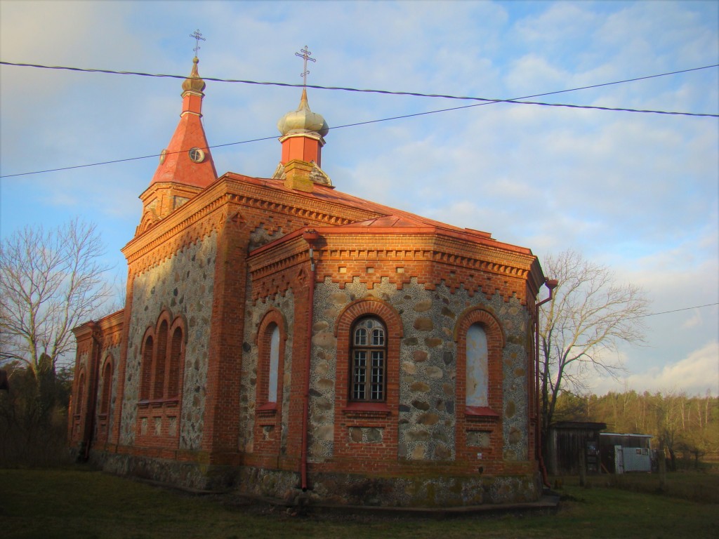 Церковь Рождества Христова, Колка (Талсинский край, Латвия). дополнительная информация, Вид со стороны аспиды алтаря