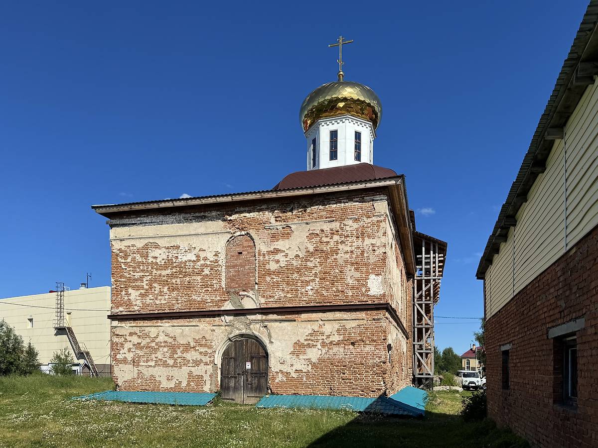 Вид с запада, фасады. Церковь Преображения Господня, Ижма (Ижемский район, Республика Коми)