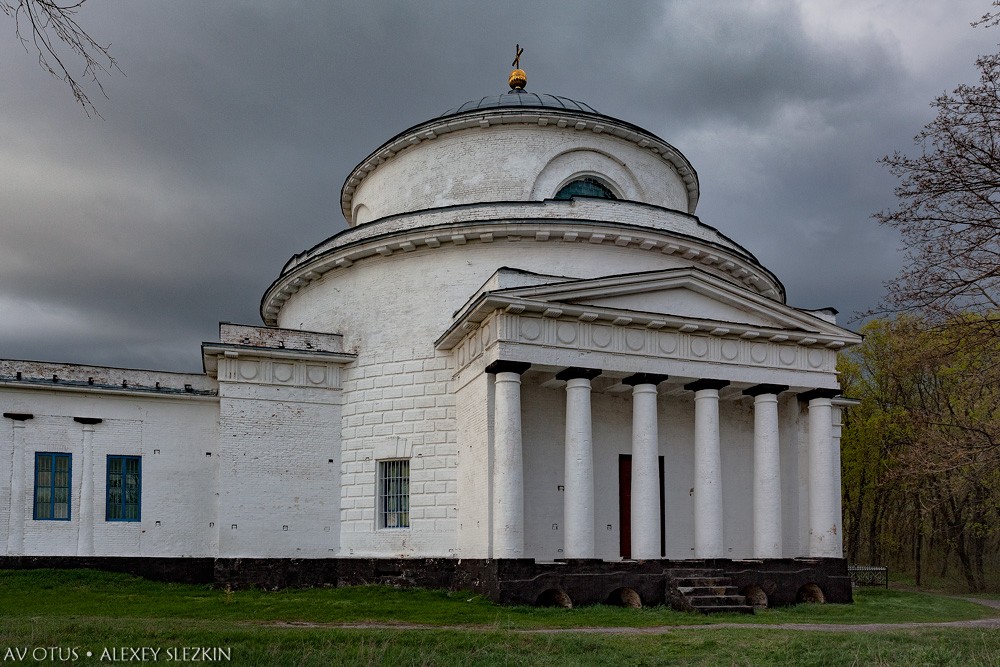 Бобылёвка. Церковь Троицы Живоначальной. архитектурные детали