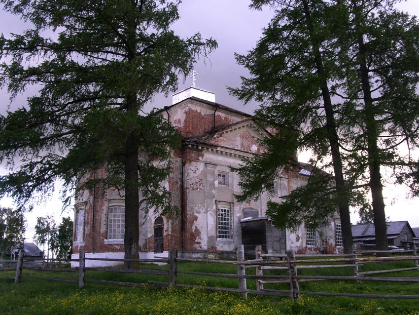 Церковь Благовещения Пресвятой Богородицы, Сизябск (Ижемский район, Республика Коми). фасады, вид с северо-востока