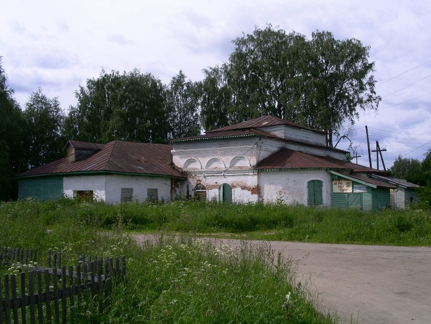 Лальск. Церковь Иоанна Предтечи. общий вид в ландшафте, вид с юго-востока