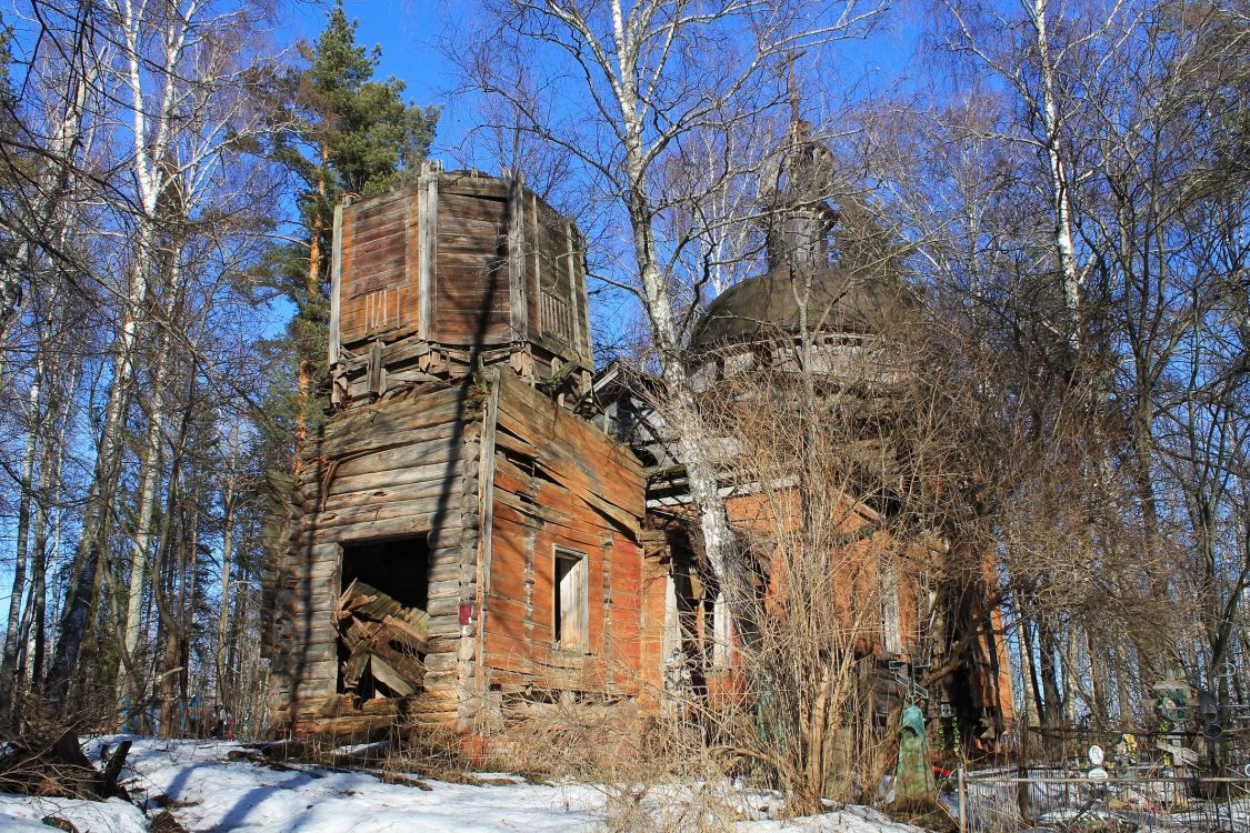 Богомолово. Церковь Николая Чудотворца. общий вид в ландшафте