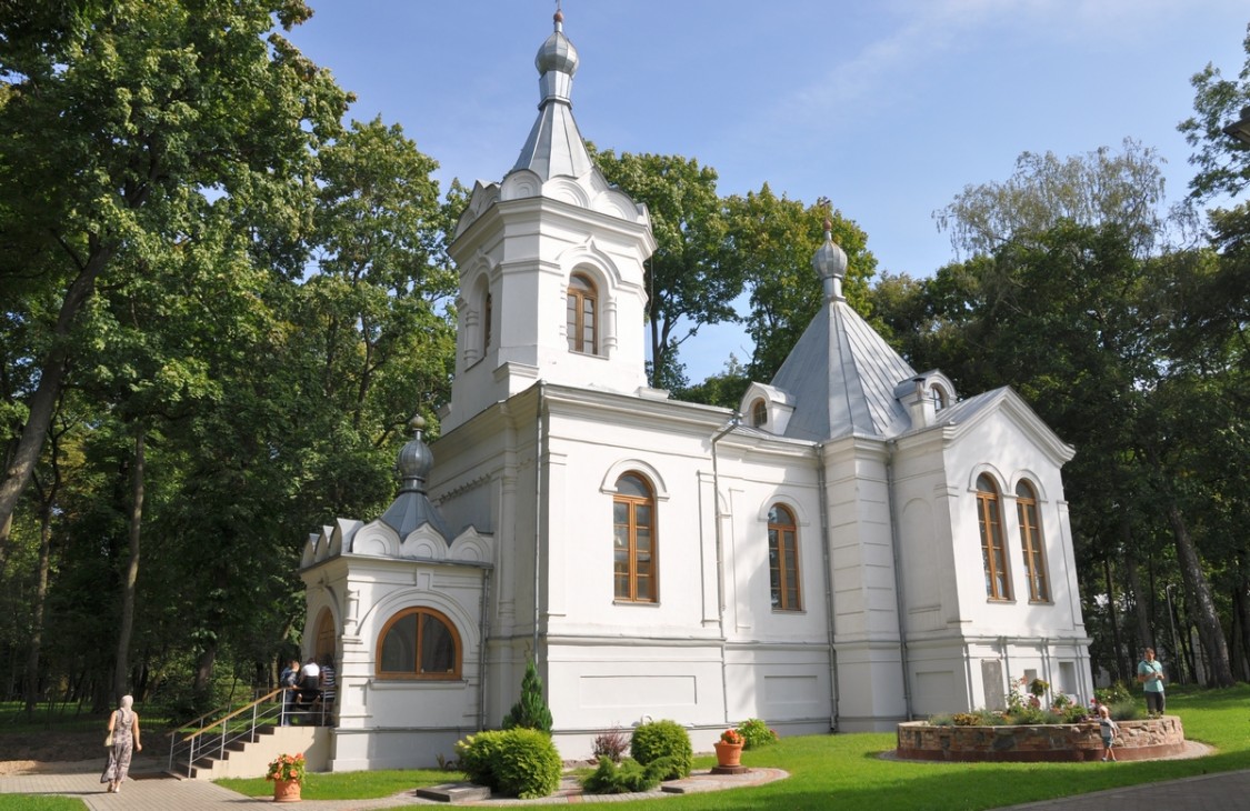 Каунас. Церковь Воскресения Христова. фасады