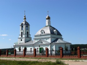 Большая Шильна. Церковь Троицы Живоначальной