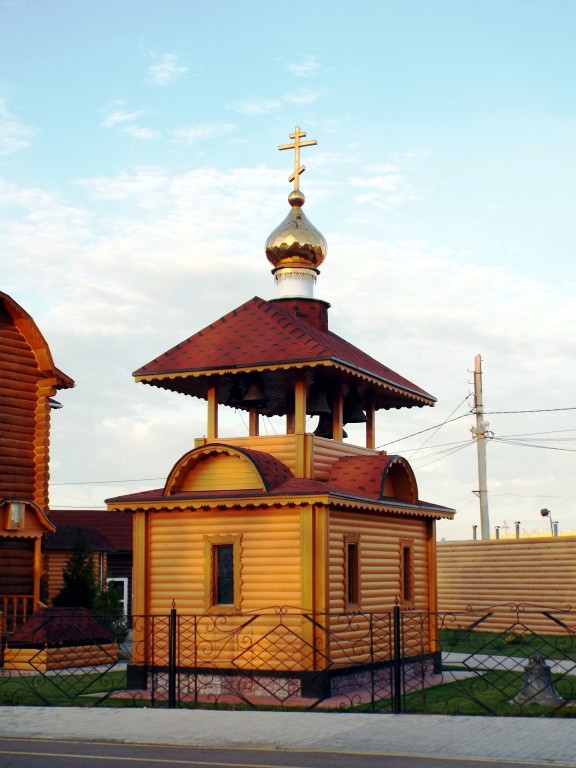 Нижнекамск. Церковь Романа Сладкопевца. дополнительная информация, Звонница
