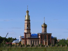 Нижнекамск. Церковь Воскресения Христова
