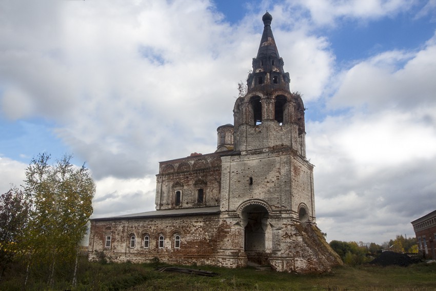 Церковь Успения Пресвятой Богородицы, Кириково (Лысковский район, Нижегородская область). фасады
