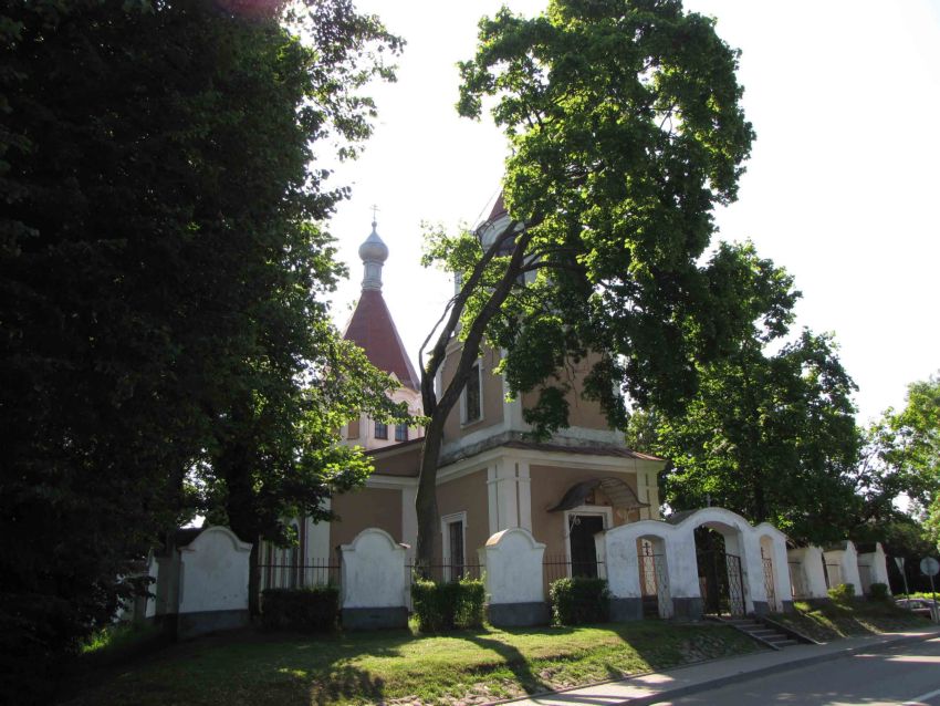 Тракай. Церковь Рождества Пресвятой Богородицы. фасады