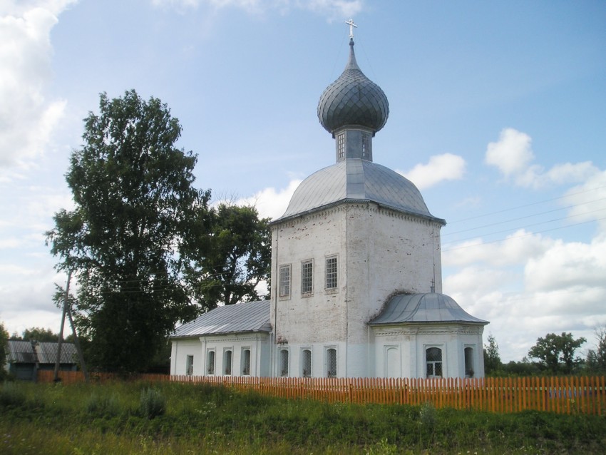 Церковь Успения Пресвятой Богородицы, Дорофеево (Сокольский ГО, Нижегородская область). общий вид в ландшафте