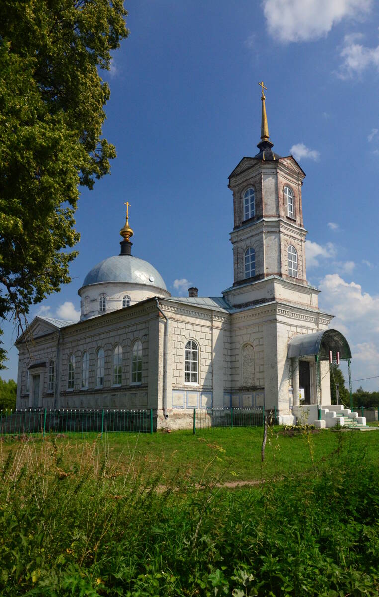 Церковь Илии Пророка, Рыченки (Перемышльский район, Калужская область). фасады