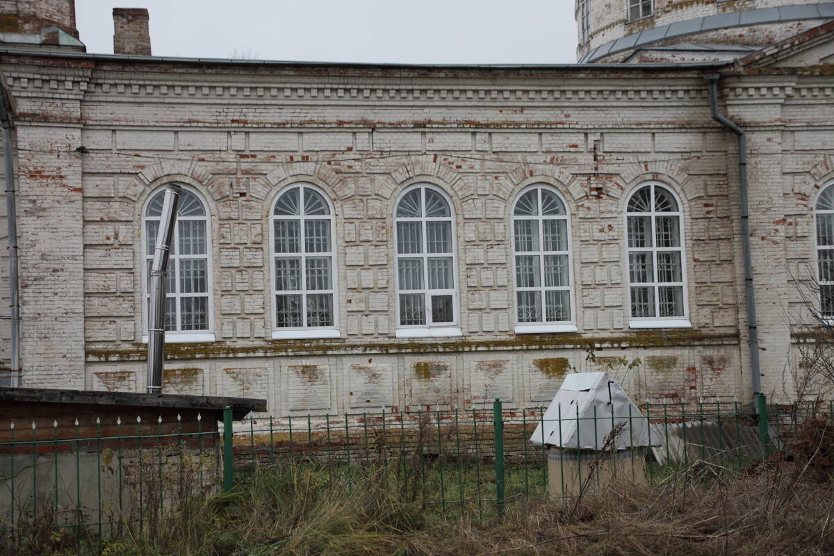 Церковь Илии Пророка, Рыченки (Перемышльский район, Калужская область). архитектурные детали