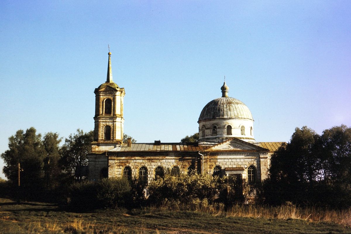 Церковь Илии Пророка, Рыченки (Перемышльский район, Калужская область). фасады