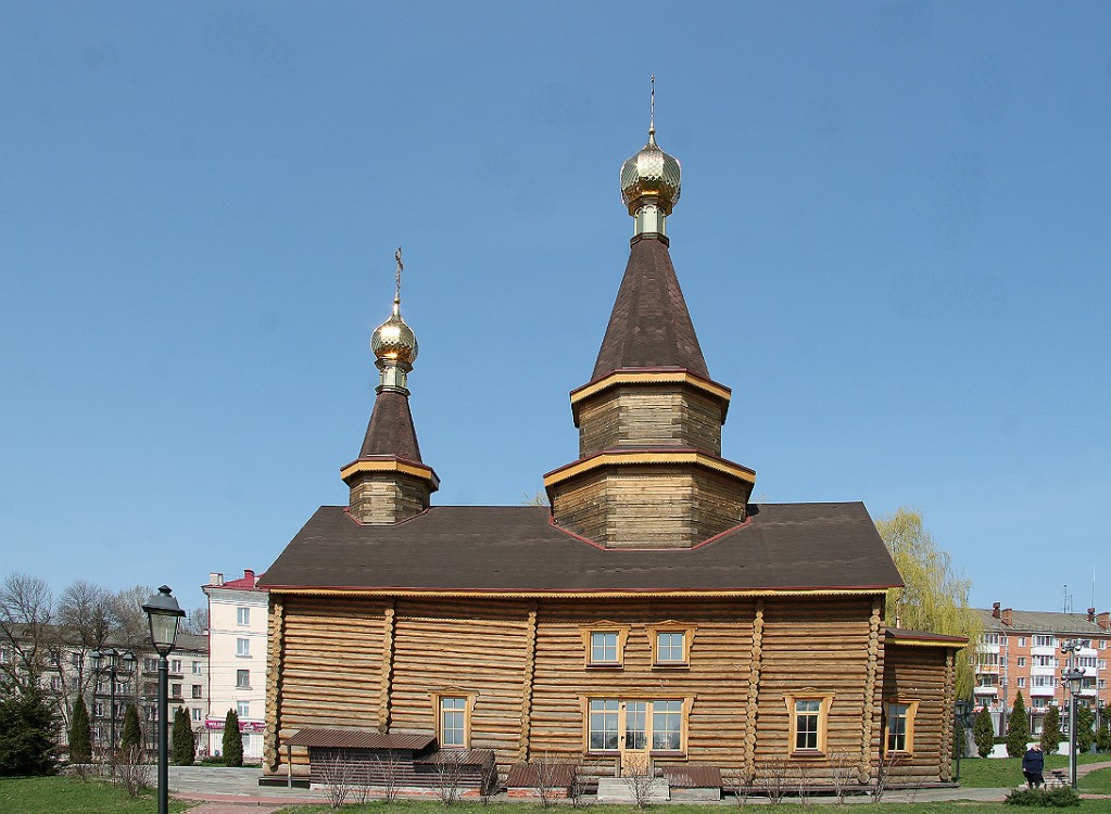 Брянск. Церковь Новомучеников Брянских. фасады