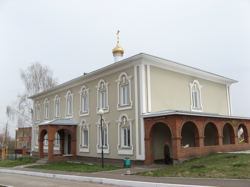 Церковь Казанской иконы Божией Матери, Красный Ключ (Нижнекамский район, Республика Татарстан). дополнительная информация, Здание Воскресной церковной школы в ограде храма