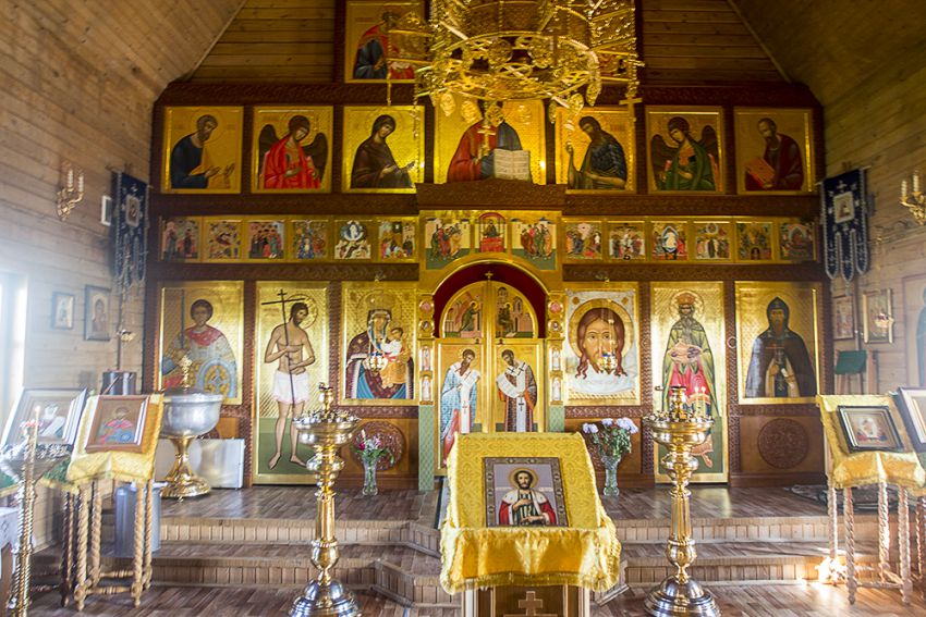 Церковь Игоря Черниговского в Верхних Печёрах, Нижегородский район (Нижний Новгород, город, Нижегородская область). интерьер и убранство