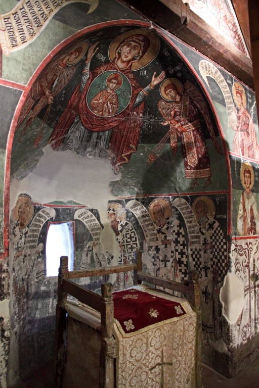 Церковь Михаила Архангела, Педулас (Никосия, Кипр). интерьер и убранство, алтарь