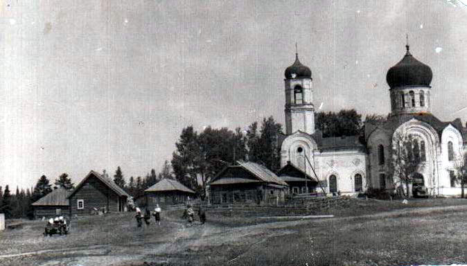 Церковь Трех Святителей Московских, Бутырки, урочище (Богородский район, Кировская область). архивная фотография