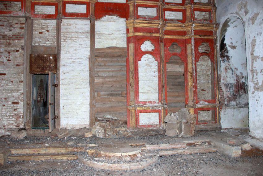 Церковь Троицы Живоначальной, Ошлань (Богородский район, Кировская область). интерьер и убранство