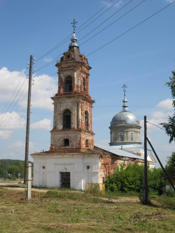 Буйское. Церковь Покрова Пресвятой Богородицы. фасады