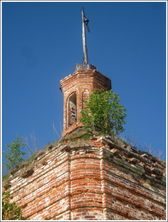 Церковь Воскресения Христова, Афанасьево (Комсомольский район, Ивановская область). архитектурные детали